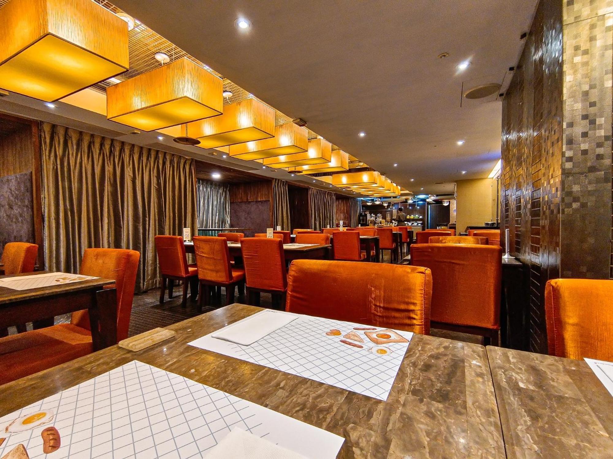 In One City Inn Taichung Exterior foto