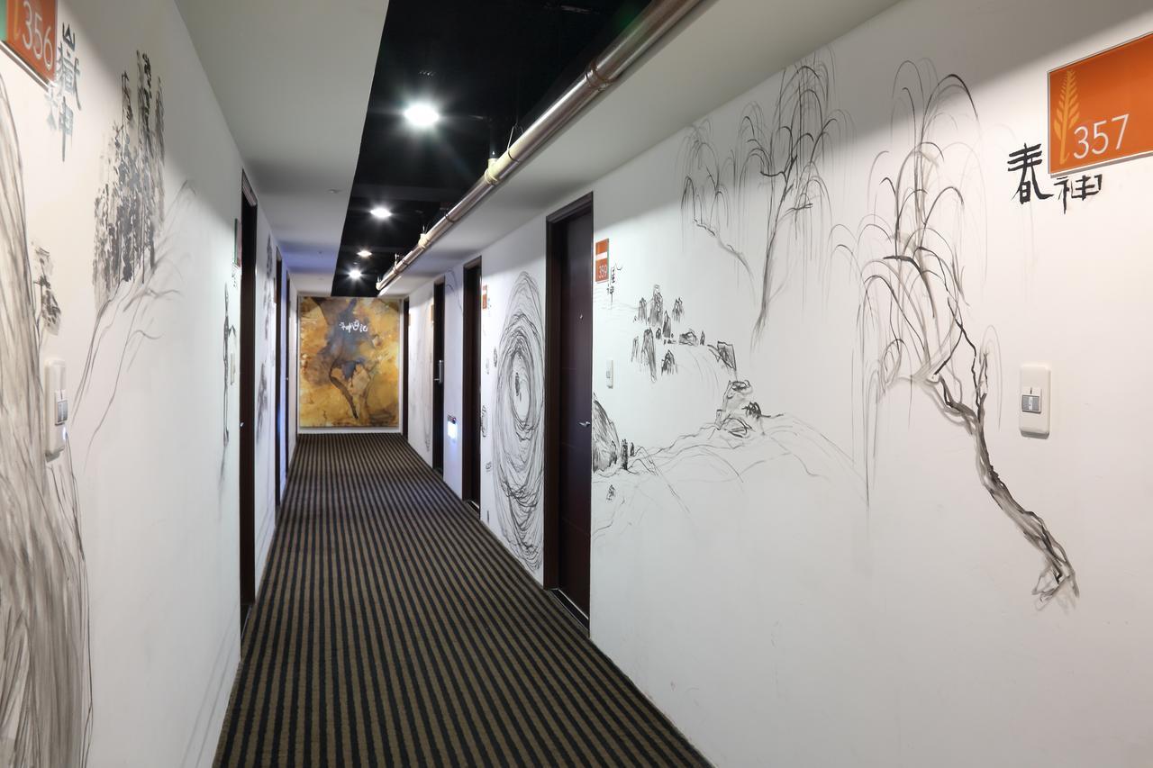 In One City Inn Taichung Exterior foto