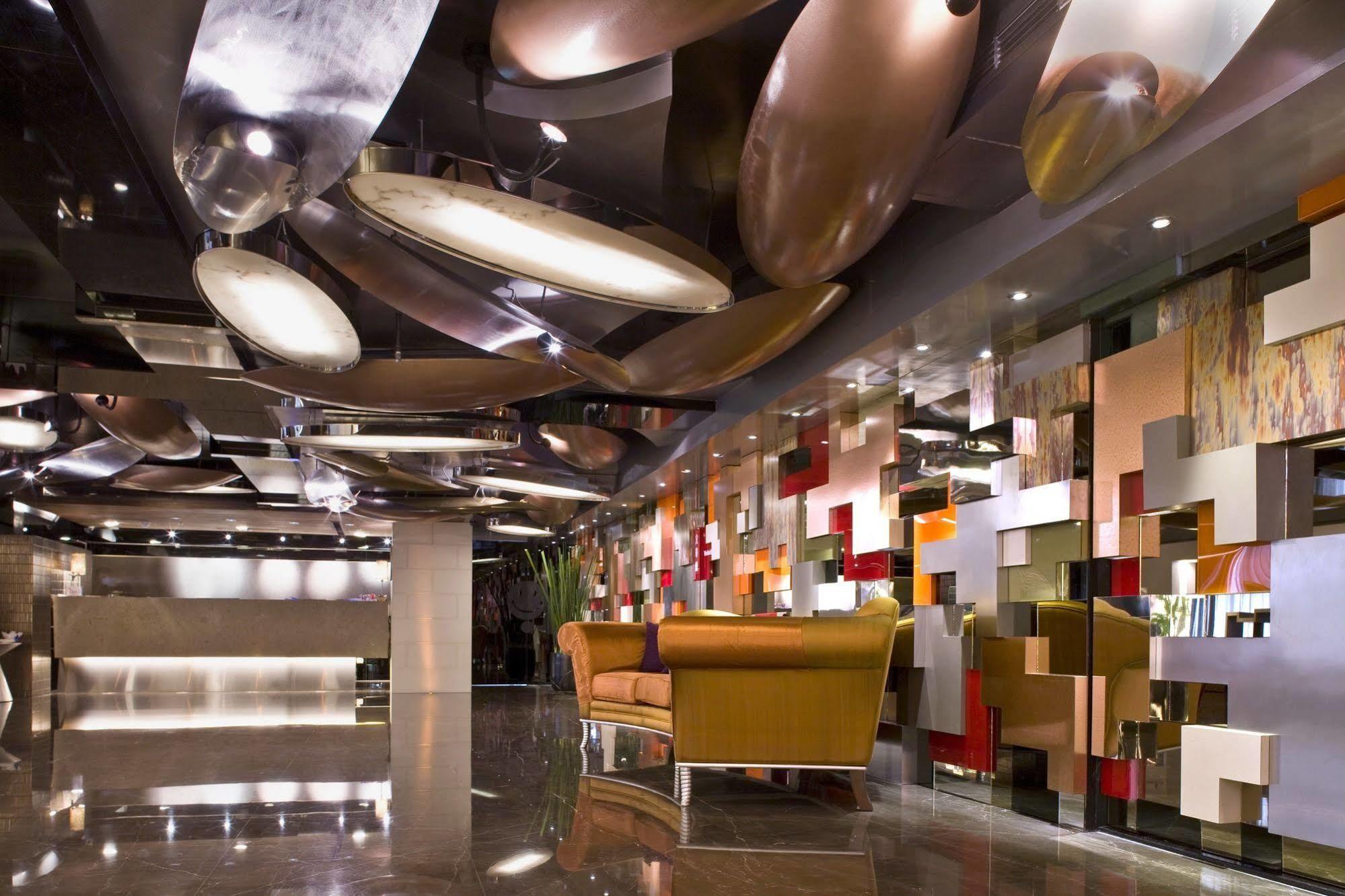 In One City Inn Taichung Exterior foto